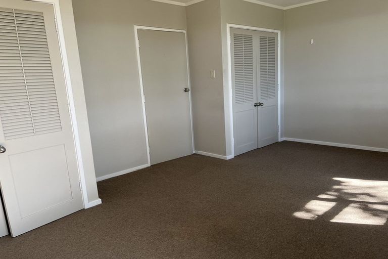 Photo of property in 10 Laurent Place, Kingston, Wellington, 6021