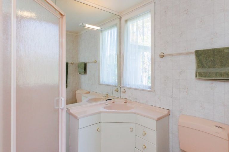 Photo of property in 35 Montgomery Terrace, Hokowhitu, Palmerston North, 4410