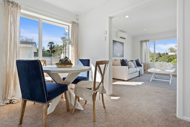 Photo of property in 28 Kowhai Street, Tuakau, 2121