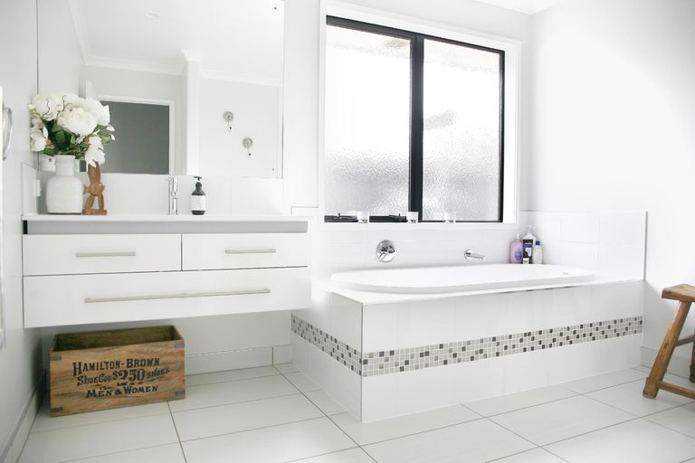 Photo of property in 33 Sunningdale Street, Wattle Downs, Auckland, 2103