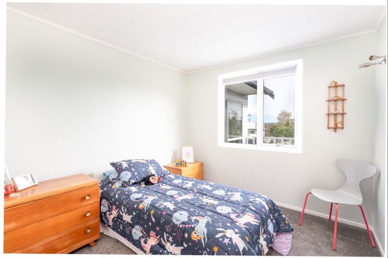 Photo of property in 12 Normand Place, Richmond Heights, Taupo, 3330