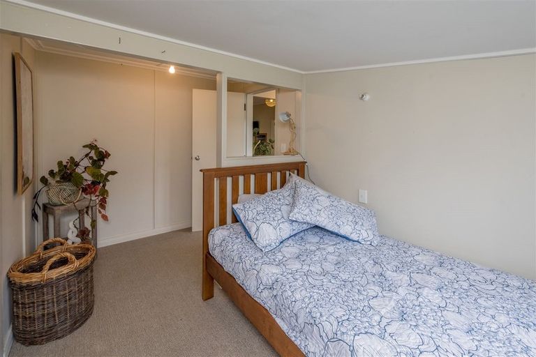 Photo of property in 9 Manuka Street, Otaki Beach, Otaki, 5512