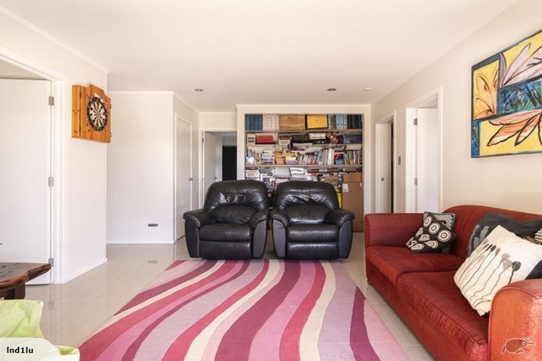 Photo of property in 28 Hall Road, Pataua North, Whangarei, 0175