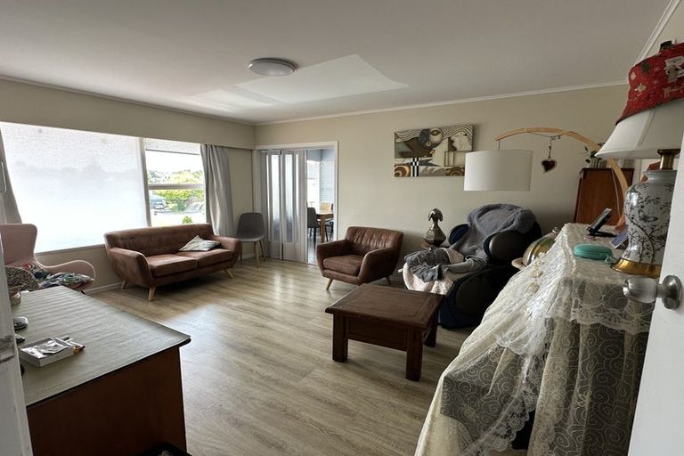Photo of property in 13 Ervine Place, Bucklands Beach, Auckland, 2014