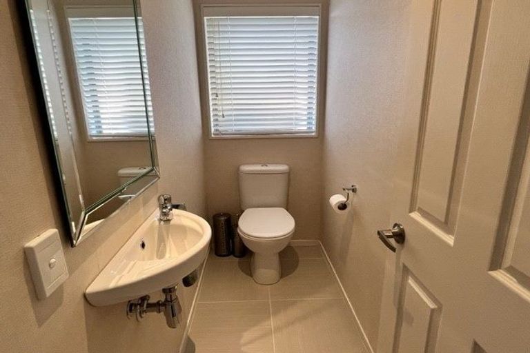 Photo of property in 17a Cantora Avenue, Northpark, Auckland, 2013