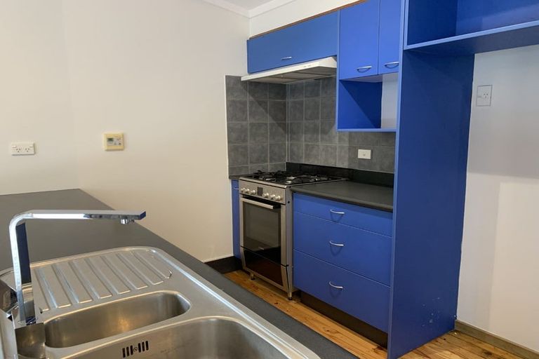 Photo of property in 280 Te Moana Road, Waikanae, 5036