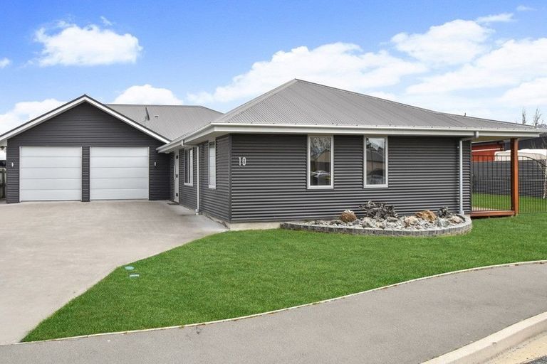 Photo of property in 10 Greenfield Place, Twizel, 7901