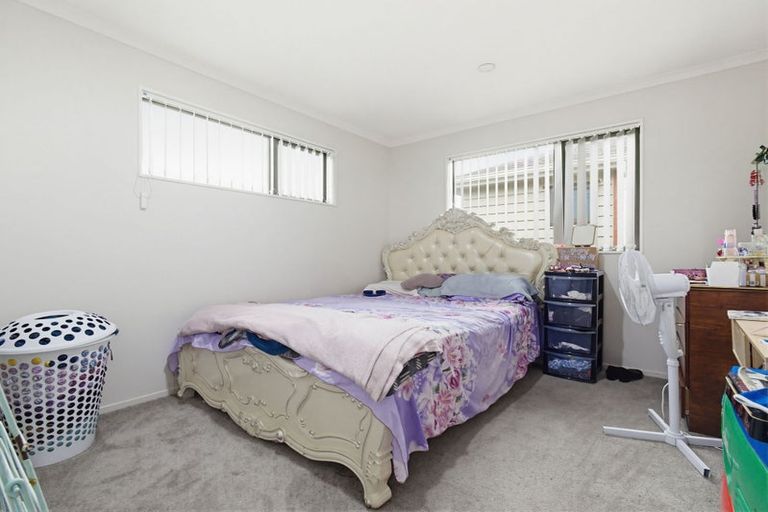 Photo of property in 56a Cambridge Terrace, Papatoetoe, Auckland, 2025