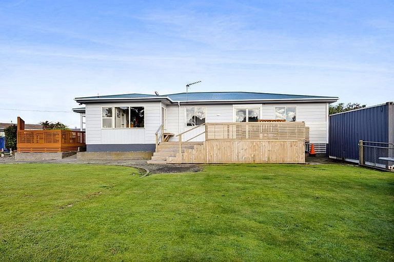 Photo of property in 30 Fairfield Road, Hawera, 4610