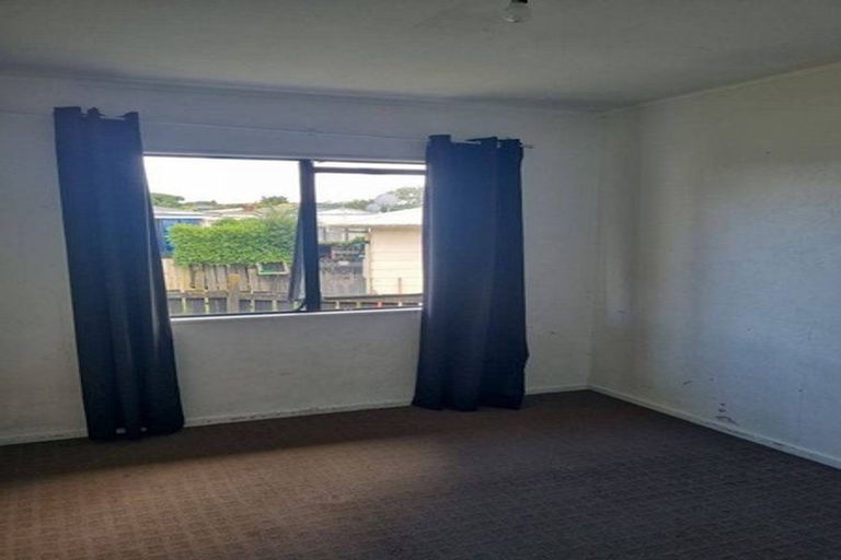 Photo of property in 5/106 Shifnal Drive, Randwick Park, Auckland, 2105