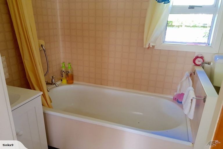 Photo of property in 2/118 Estuary Road, South New Brighton, Christchurch, 8062