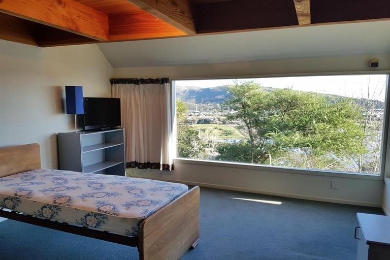 Photo of property in 2 Hobday Lane, Mount Pleasant, Christchurch, 8081