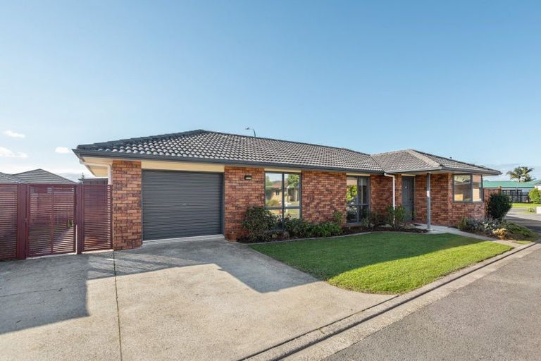 Photo of property in Mayfair Gardens, 3/2 Mayfair Close, Whitianga, 3510