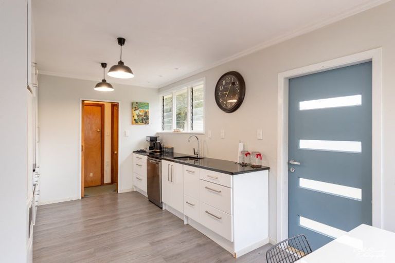 Photo of property in 354 Fergusson Drive, Heretaunga, Upper Hutt, 5018