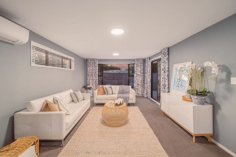 Photo of property in 2/47 Celia Street, Redcliffs, Christchurch, 8081