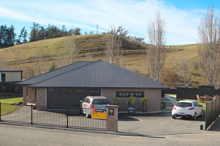 Photo of property in 44 Blue Stone Drive, Waiareka Junction, Oamaru, 9401