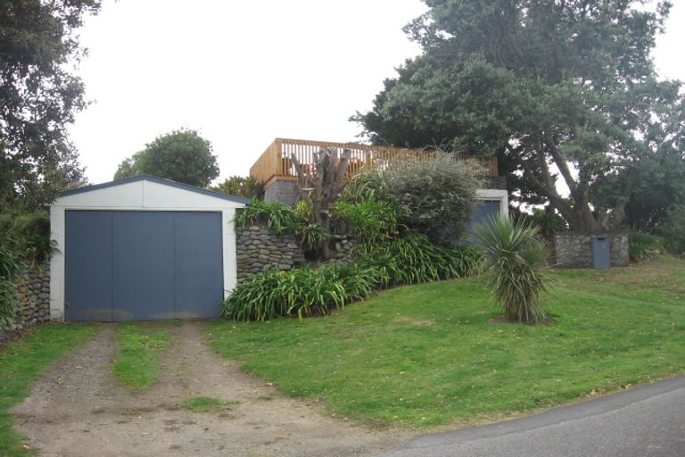 Photo of property in 12 Tainui Street, Raumati Beach, Paraparaumu, 5032