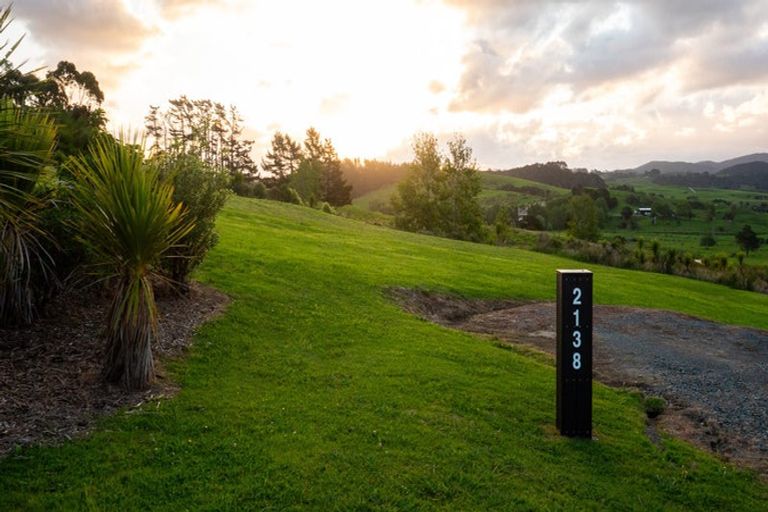 Photo of property in 2138 Cove Road, Mangawhai, 0573