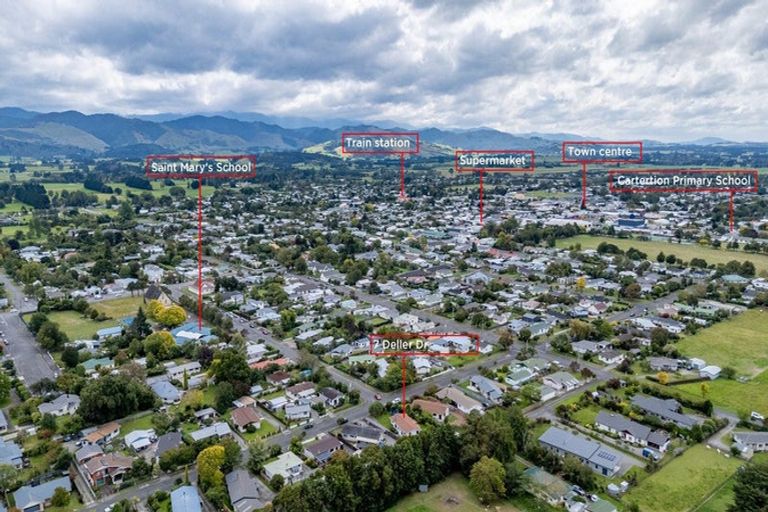 Photo of property in 7 Deller Drive, Carterton, 5713