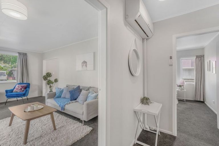 Photo of property in 59 Parenga Street, Wainuiomata, Lower Hutt, 5014