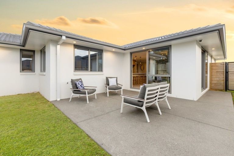 Photo of property in 14 Huria Vista, Pyes Pa, Tauranga, 3112