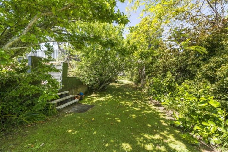 Photo of property in 78 Aberdeen Road, Campbells Bay, Auckland, 0620