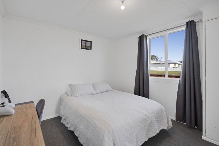 Photo of property in 2 Orlando Street, Stratford, 4332