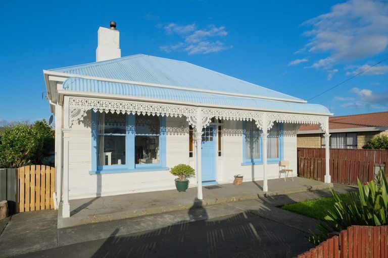 Photo of property in 17 Grove Street, Saint Kilda, Dunedin, 9012