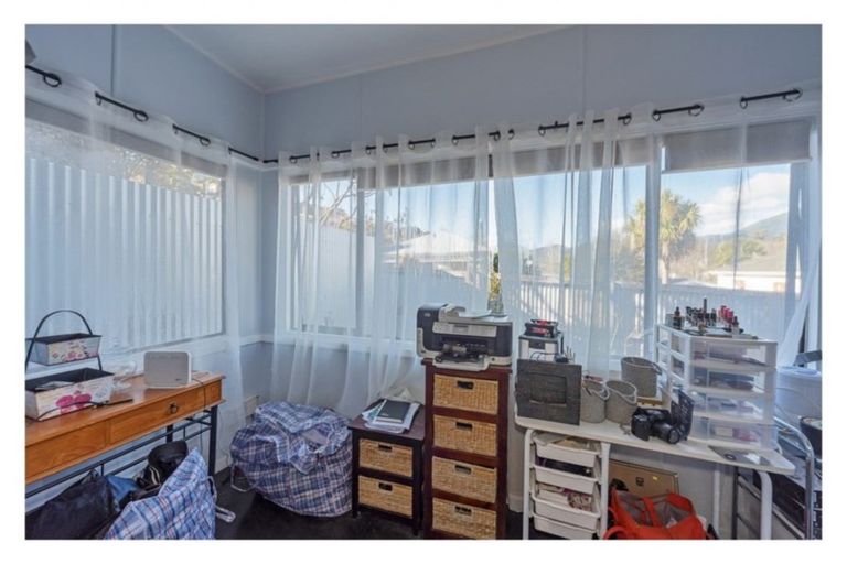 Photo of property in 5 Rentone Street, Stepneyville, Nelson, 7010