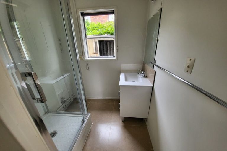 Photo of property in 200 Bucklands Beach Road, Bucklands Beach, Auckland, 2012