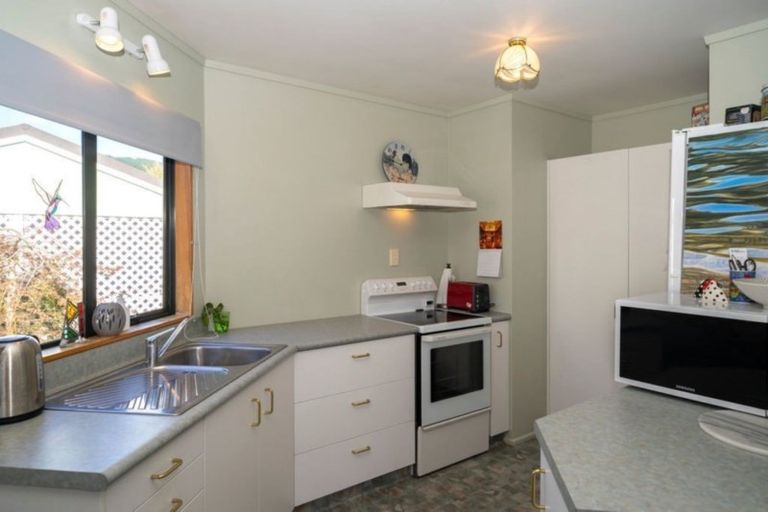 Photo of property in 20 Fernlea Rise, Richmond, 7020