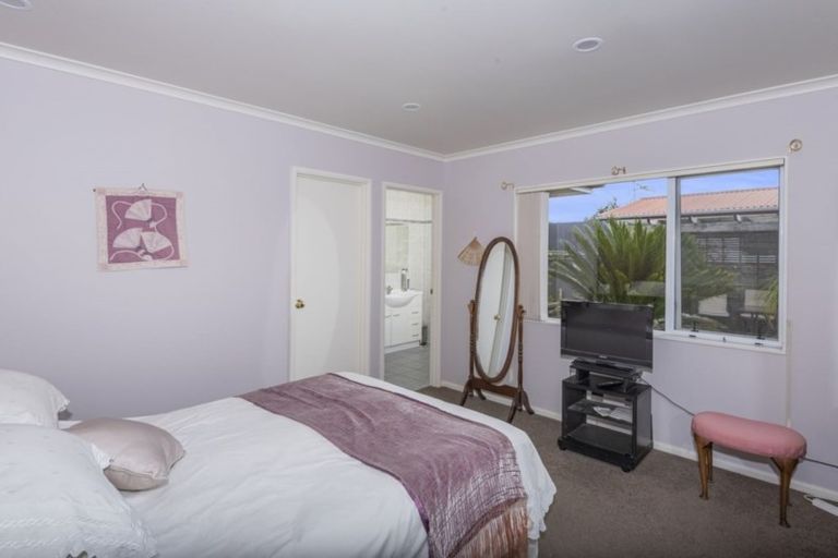 Photo of property in 11 Bluegum Place, Woodhill, Whangarei, 0110