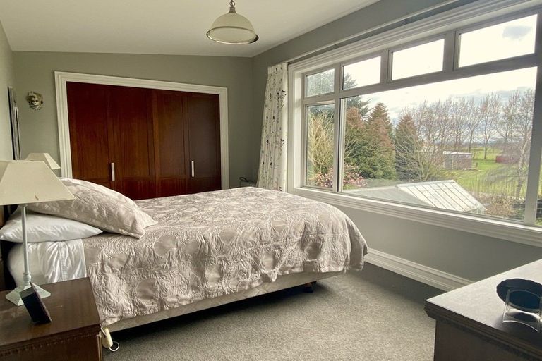 Photo of property in 750a Winton Lorneville Highway, Lochiel, Winton, 9781