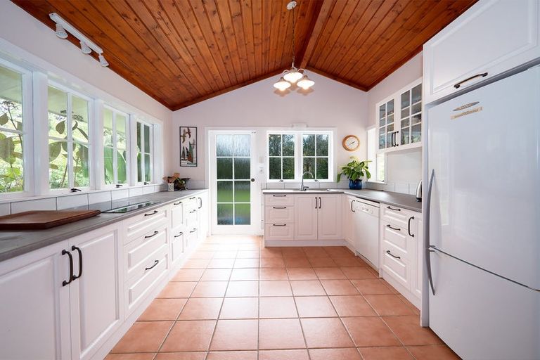 Photo of property in 15 Karaka Drive, Kerikeri, 0230