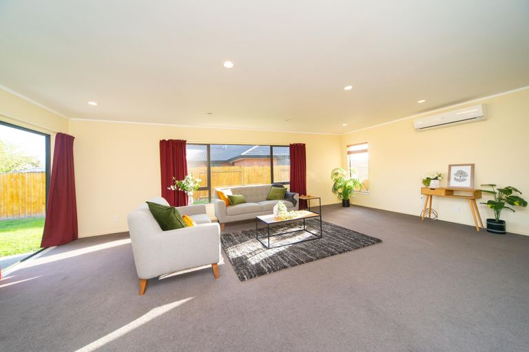 Photo of property in 49 Meridian Grove, Kelvin Grove, Palmerston North, 4414