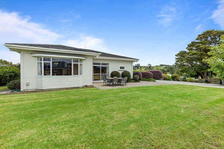 Photo of property in 178 Hurndall Street East, Maungaturoto, 0520