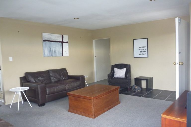Photo of property in 58 Norrie Street, Redwood, Christchurch, 8051