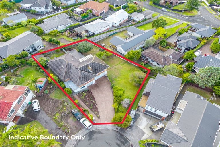 Photo of property in 11 Walter Macdonald Street, Howick, Auckland, 2014