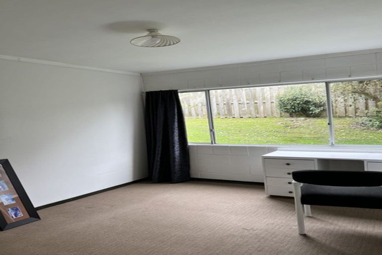 Photo of property in 11 Whitby Crescent, Mairangi Bay, Auckland, 0630