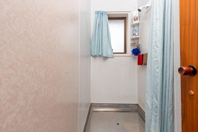 Photo of property in 170 Bombay Road, Bombay, 2675