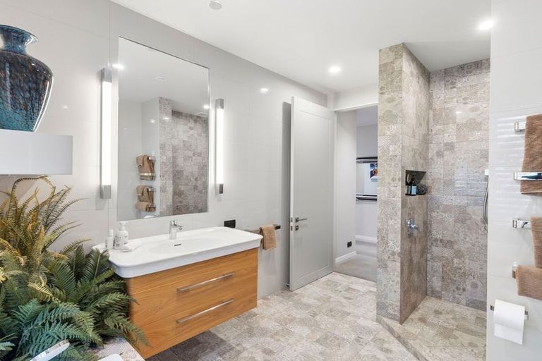 Photo of property in Quay Apartments Tower 2, 208/283 Wakefield Quay, Stepneyville, Nelson, 7010