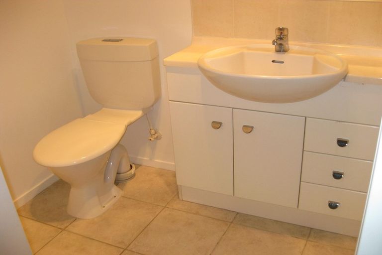 Photo of property in 5 Diana Place, Ranui, Auckland, 0612