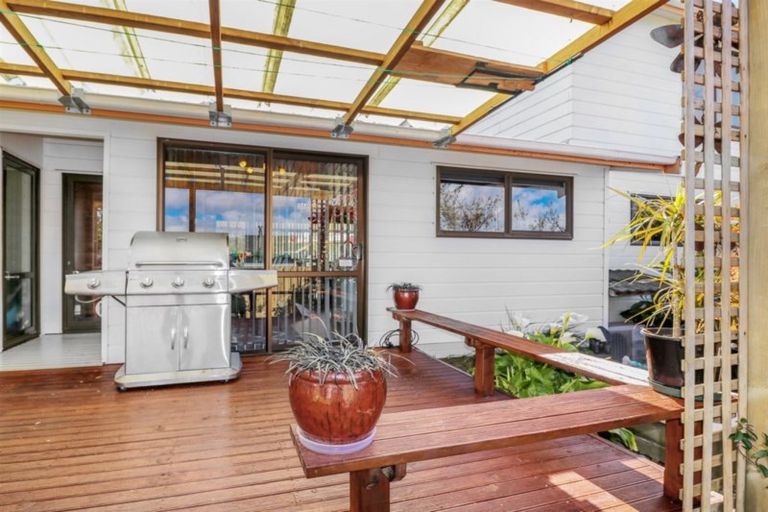 Photo of property in 2 Hunter Street, Dannevirke, 4930