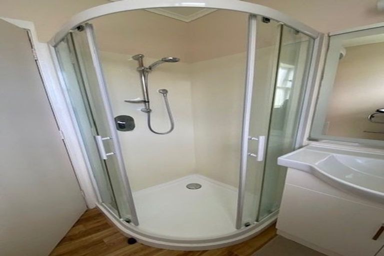 Photo of property in 1b Hollies Crescent, Johnsonville, Wellington, 6037