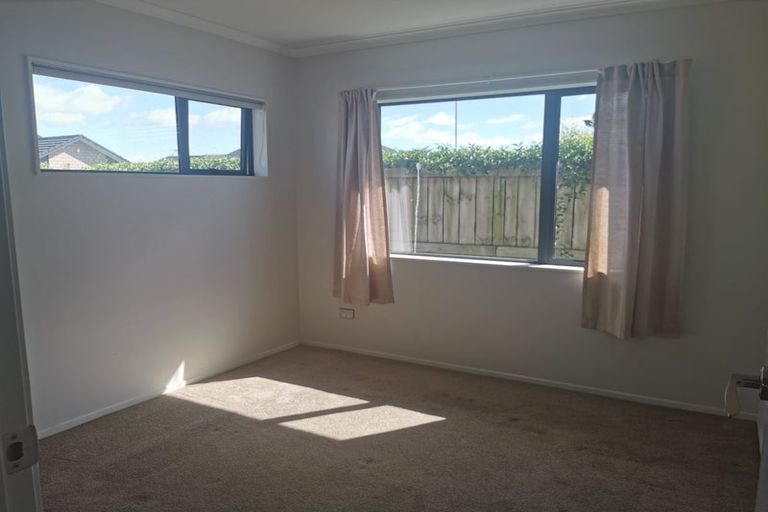 Photo of property in 43 Sirius Crescent, Rototuna North, Hamilton, 3210