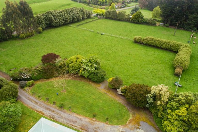 Photo of property in 375 Rangatira Road, Hunterville, 4786