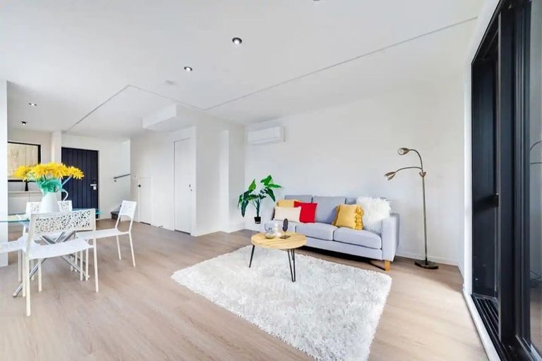 Photo of property in 6/11 Mclean Avenue, Papatoetoe, Auckland, 2025