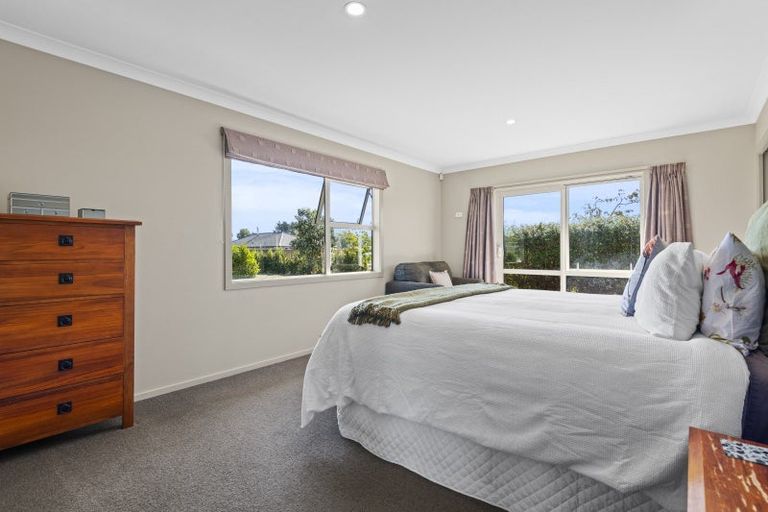 Photo of property in 21 Nicholson Drive, Kaitoke, Whanganui, 4572