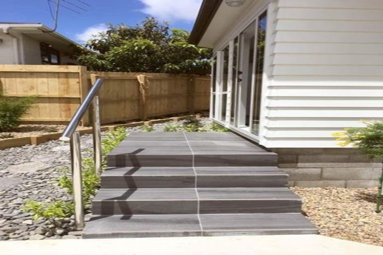 Photo of property in 66b Pomaria Road, Henderson, Auckland, 0610