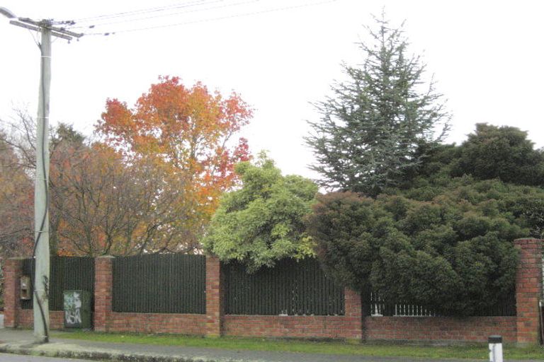 Photo of property in 98 Abberley Crescent, St Albans, Christchurch, 8014